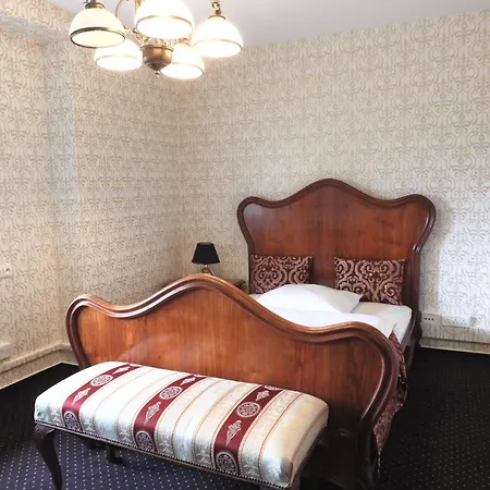 Aparthotel Matejki 8 4*