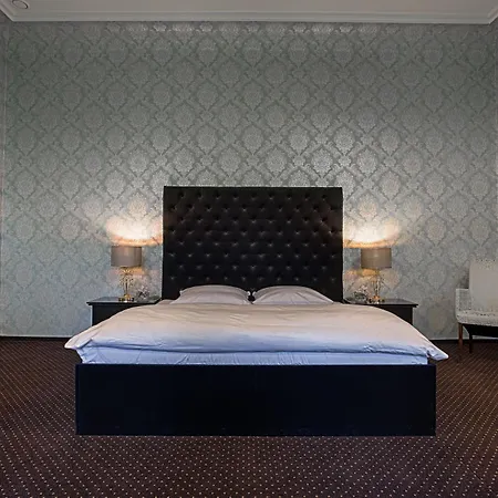 Matejki 8 4* شتشيتسين