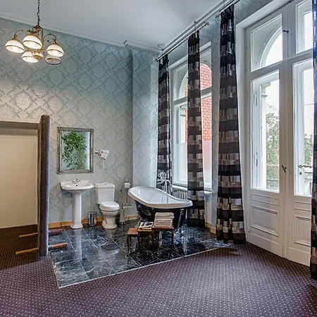 Matejki 8 4* شتشيتسين