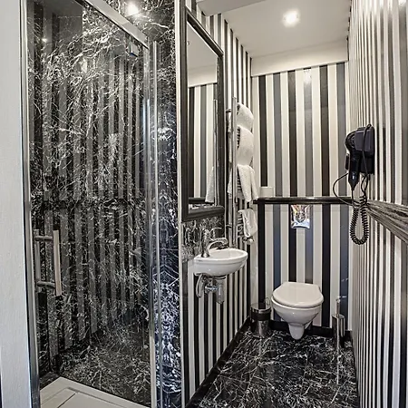 Aparthotel Matejki 8