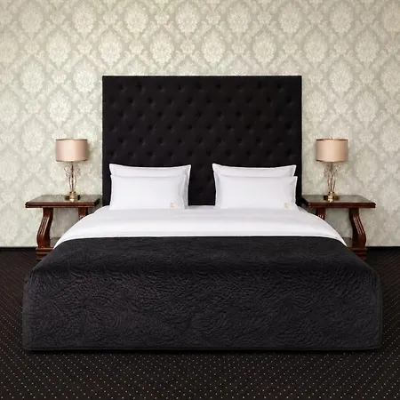Matejki 8 4* Štetín