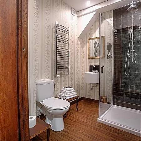 Matejki 8 4* شتشيتسين