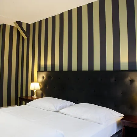 Matejki 8 Aparthotel