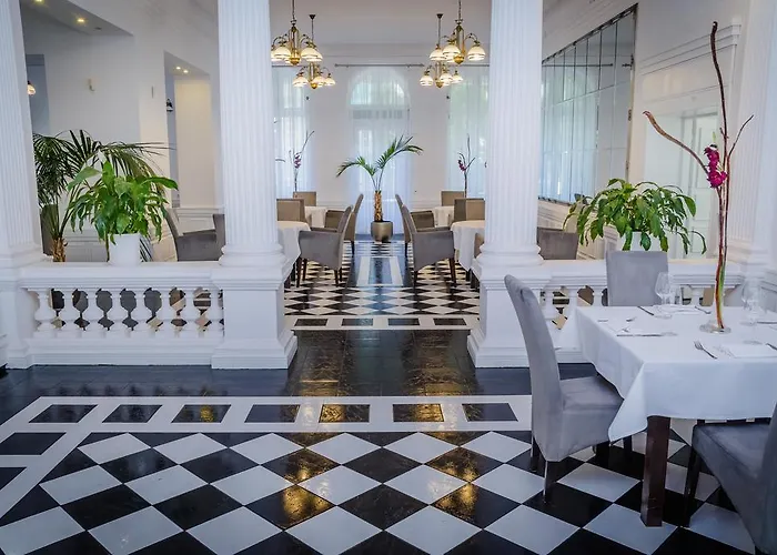 Aparthotel Matejki 8 4*