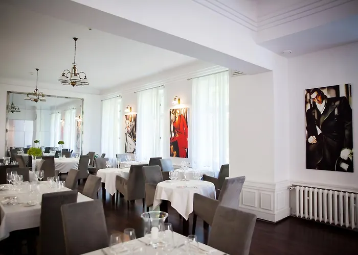 Matejki 8 4* שצ'צ'ין